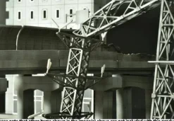 1/144 DCM16 Assault City C High-Voltage Tower