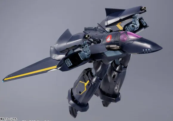 DX Chogokin VF-17S Nightmare Stealth Valkyrie (Gamlin Kizaki's)