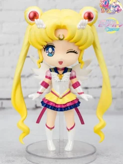 Figuarts mini Eternal Sailor Moon -Cosmos Edition-