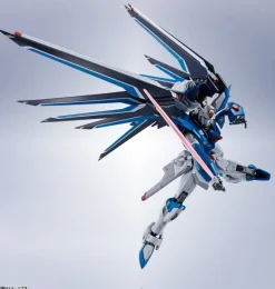 METAL ROBOT Damashii (SIDE MS) Rising Freedom Gundam