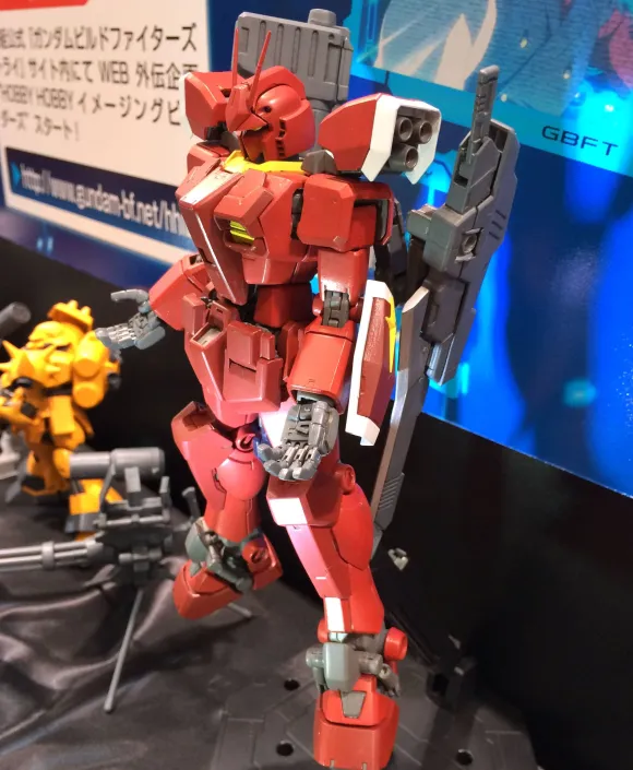1/100 MG Gundam Amazing Red Warrior