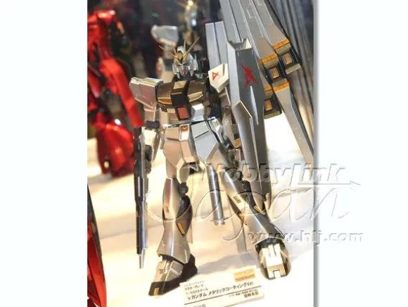 1/100 MG Nu Gundam Metallic Coating