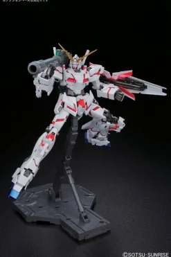 1/100 MG RX-0 Unicorn Gundam (Red or Green Frame Twin Frame Edition) Titanium Finish