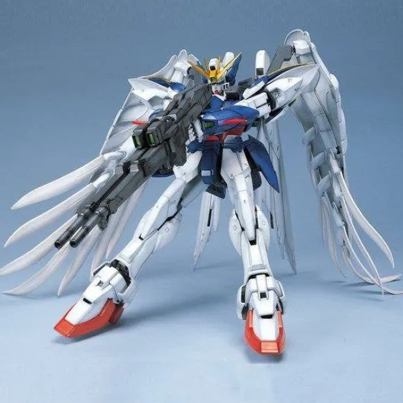 1/60 Perfect Grade Wing Gundam Zero Custom.