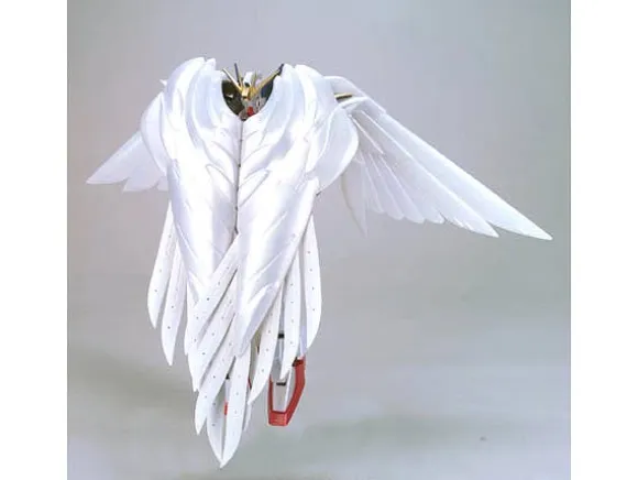 1/60 Perfect Grade Wing Gundam Zero Custom Pearl Mirror Coat Ver.