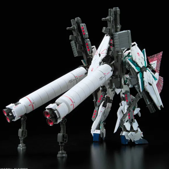 1/144 RG Full Armor Unicorn Gundam