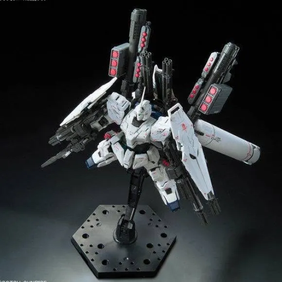 1/144 RG Full Armor Unicorn Gundam